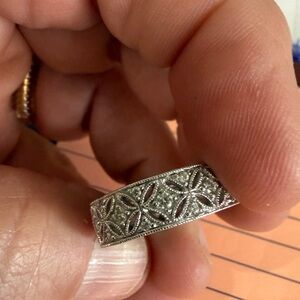 Elegant Silver Women's Ring